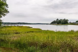 348 Dover Point Rd, Dover, NH 03820 - Photo 25