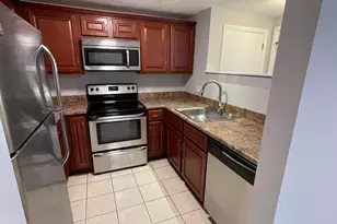 12 Victoria Dr, Merrimack, NH 03054 - Photo 3