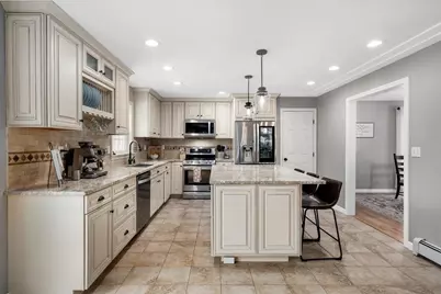 14 Jackson Square, Bedford, NH 03110 - Photo 9