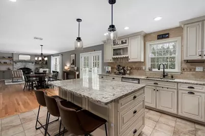 14 Jackson Square, Bedford, NH 03110 - Photo 11