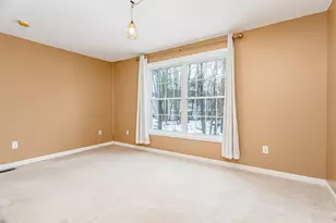 37 Shadowbrook Dr, Hudson, NH 03051 - Photo 19