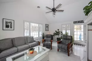 152 Straw Hill Rd, Manchester, NH 03104 - Photo 23