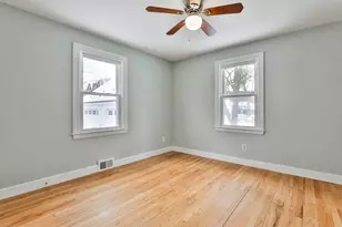 28 Stevens St, Nashua, NH 03060 - Photo 11