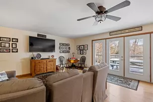 651 WestSide Lake Rd, Maidstone,  05905 - Photo 15