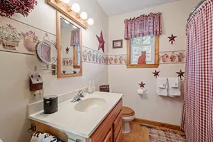 651 WestSide Lake Rd, Maidstone,  05905 - Photo 25