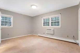 90 Golfview Dr, Manchester, NH 03102 - Photo 19