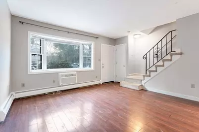 90 Golfview Drive, Manchester, NH 03102 - Photo 5