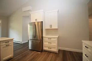 431 Dawn Ct, Pembroke, NH 03275 - Photo 7