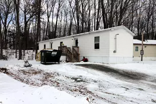 7 Corrigan St, Gorham, NH 03581 - Photo 11