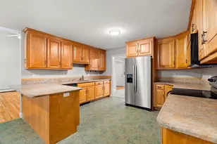 53 Penacook Rd, Chester, NH 03036 - Photo 5