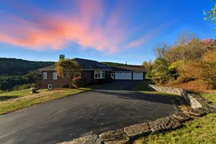 31 Eagle Ridge Dr, Lebanon, NH 03766 - Photo 9