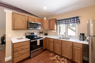 385 Union Ave, Laconia, NH 03246 - Photo 9