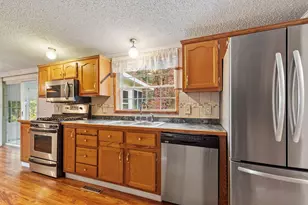 34 Dianne St, Nashua, NH 03062 - Photo 15