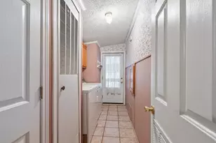 34 Dianne St, Nashua, NH 03062 - Photo 33