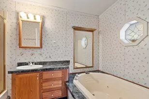 34 Dianne St, Nashua, NH 03062 - Photo 23