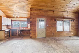 421 E Colebrook Rd, Colebrook, NH 03576 - Photo 11