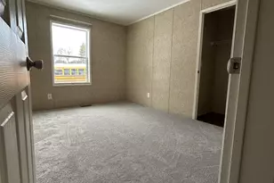 21 Sparrow St, Keene, NH 03431 - Photo 15