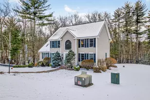 18 Heather Lee Ln, Pelham, NH 03076 - Photo 3