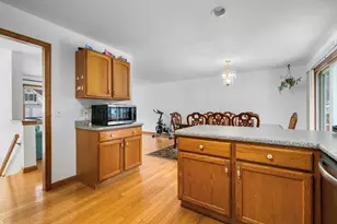 163 Warren St, Laconia, NH 03246 - Photo 9