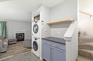 98 Henry Law Ave, Dover, NH 03820 - Photo 15