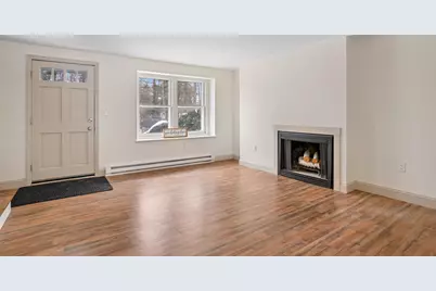 174 Fieldstone Drive, Londonderry, NH 03053 - Photo 3