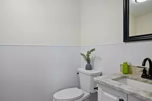 174 Fieldstone Dr, Londonderry, NH 03053 - Photo 11