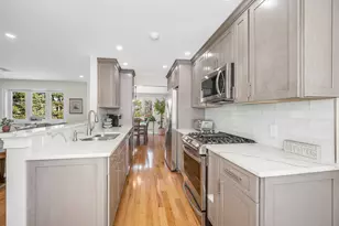 4 Heather Ct, Nashua, NH 03062 - Photo 7