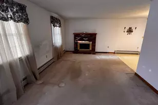 11A Lund Rd, Hudson, NH 03051 - Photo 9