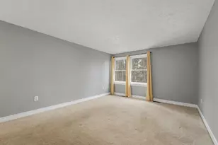 4 Kingston Way, Hudson, NH 03051 - Photo 17