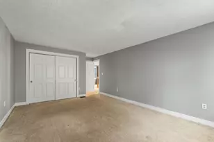 4 Kingston Way, Hudson, NH 03051 - Photo 17