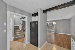 4 Kingston Way, Hudson, NH 03051 - Photo 5