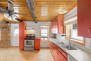 333 Chamberlain Rd, Canaan,  05903 - Photo 11