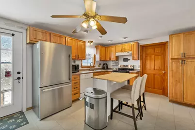 34 Depot Road, Manchester, NH 03103 - Photo 29