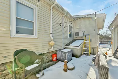 34 Depot Road, Manchester, NH 03103 - Photo 15