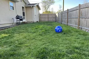 34 Depot Rd, Manchester, NH 03103 - Photo 13