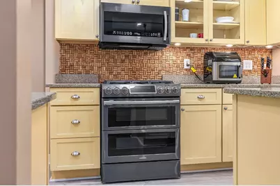 165 Union Street, Portsmouth, NH 03801 - Photo 13