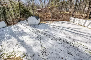 25 Robinhood Rd, Nashua, NH 03062 - Photo 37