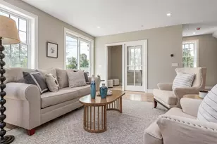 35 Eden Ln, Portsmouth, NH 03801 - Photo 5