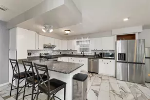 77 Central St, Farmington, NH 03835 - Photo 1