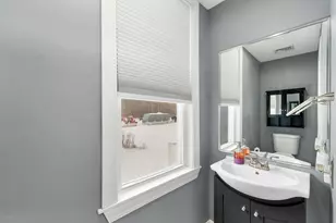 77 Central St, Farmington, NH 03835 - Photo 19