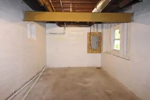 66 Goodhue Rd, Derry, NH 03038 - Photo 11