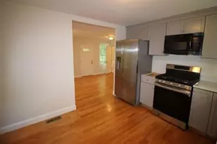 66 Goodhue Rd, Derry, NH 03038 - Photo 3