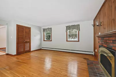 7 Birchwood Drive, Derry, NH 03038 - Photo 9