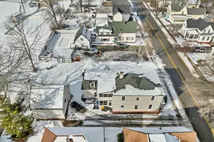 47 Pearl St, Laconia, NH 03246 - Photo 9