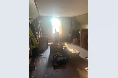 211 Sandown Road, Chester, NH 03036 - Photo 11