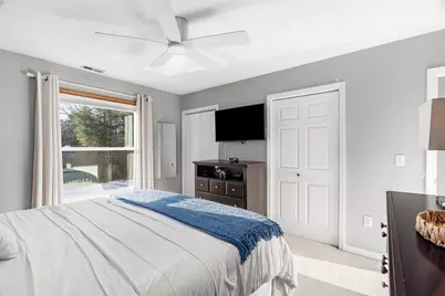 6 Kingston Way #B, Hudson, NH 03051 - Photo 9