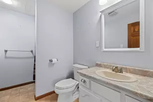 17 Gordon Ave, Pelham, NH 03076 - Photo 15