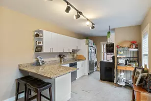 98 W Merrimack St, Manchester, NH 03101 - Photo 13