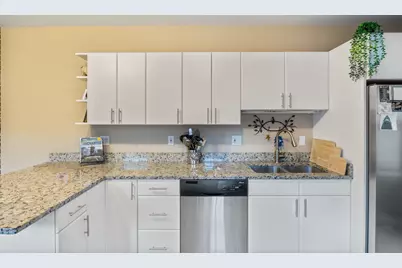 98 West Merrimack Street #B, Manchester, NH 03101 - Photo 17