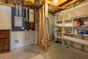 51 River Front Dr, Manchester, NH 03102 - Photo 35